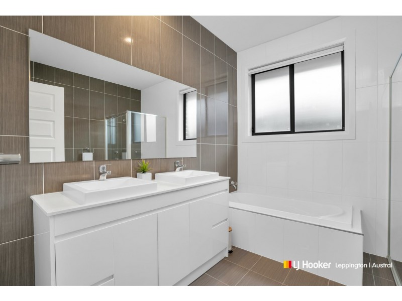 4 Clement Road, Edmondson Park NSW 2174