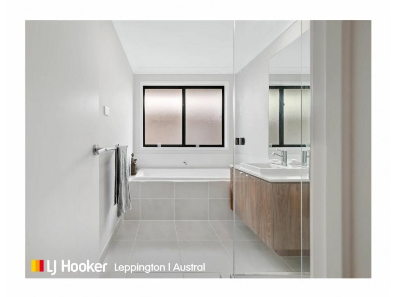 20 Cornforth Crescent, Catherine Field NSW 2557