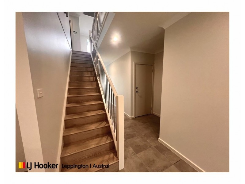 8a Bergin Circuit, Leppington NSW 2179