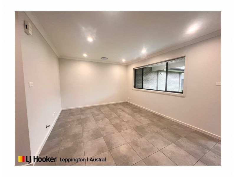 8a Bergin Circuit, Leppington NSW 2179