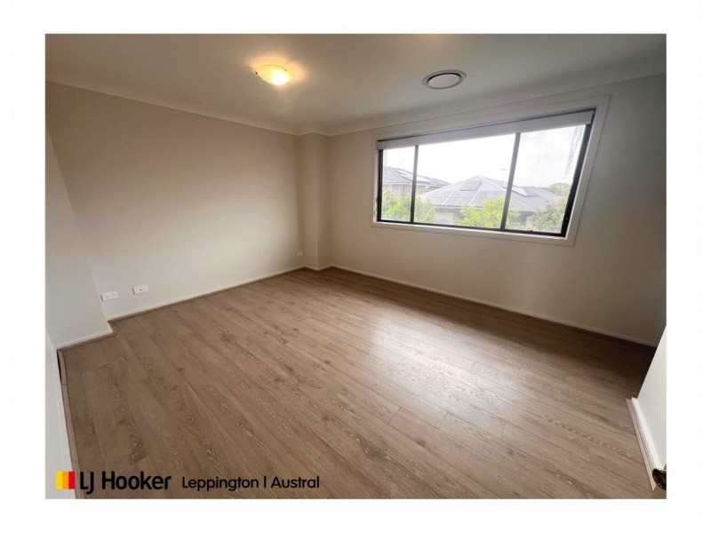 8a Bergin Circuit, Leppington NSW 2179