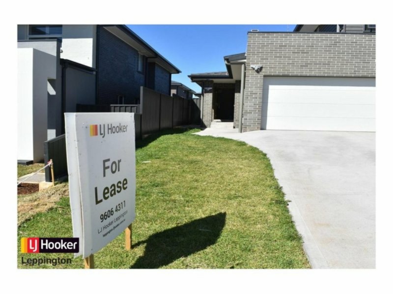 8b Bergin Circuit, Leppington NSW 2179