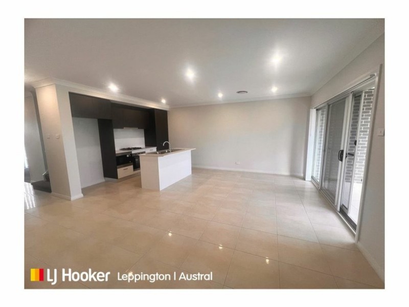72 Podium Way, Oran Park NSW 2570