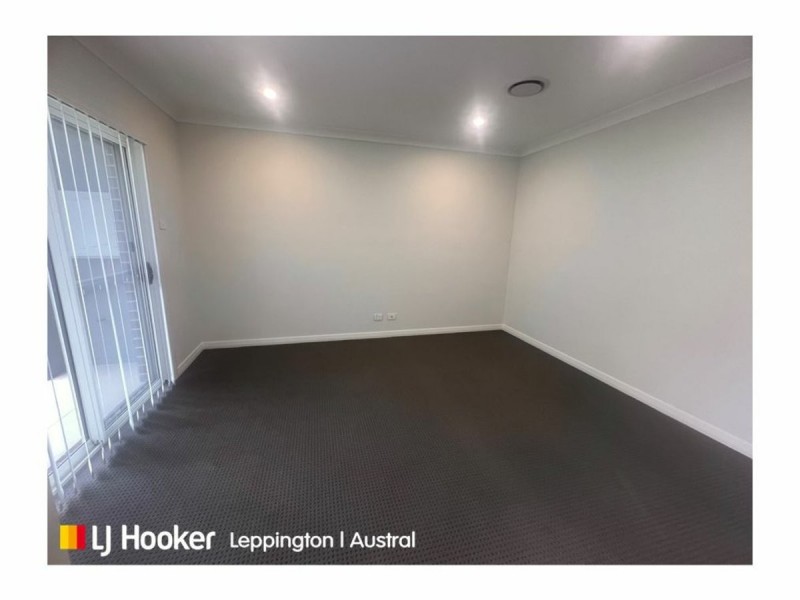 72 Podium Way, Oran Park NSW 2570