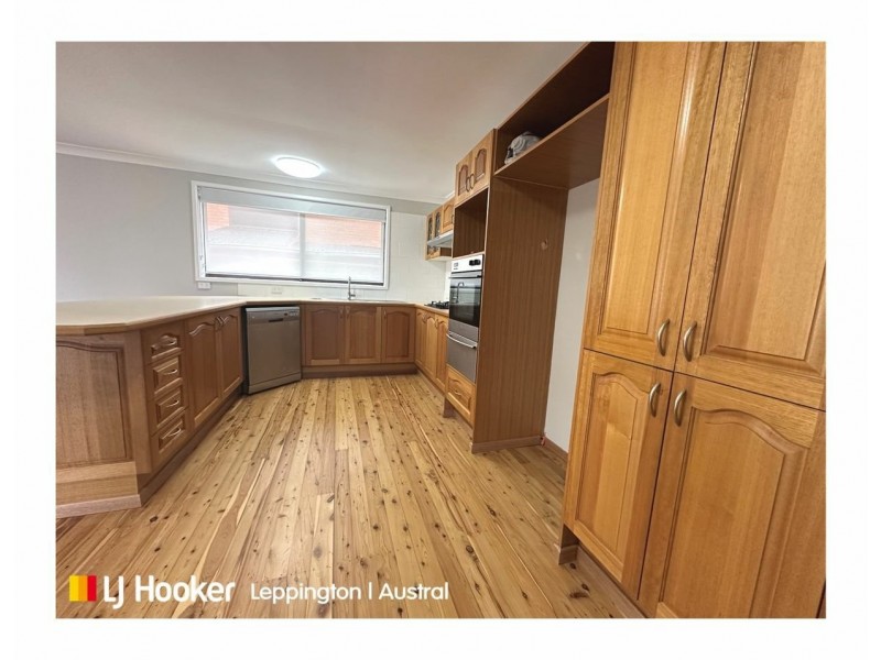 4 Peridot Close, Eagle Vale NSW 2558