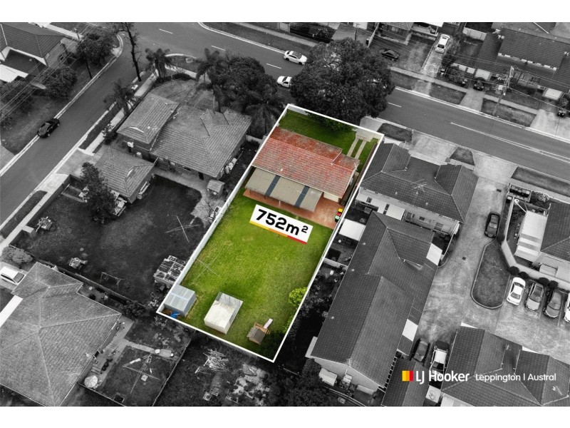 52 Gill Avenue, Liverpool NSW 2170