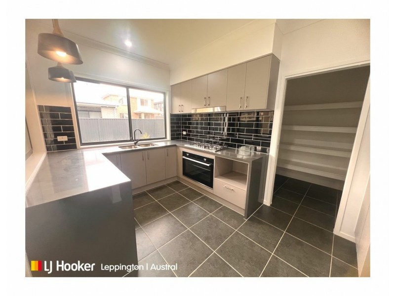 24 Tenth Avenue, Austral NSW 2179