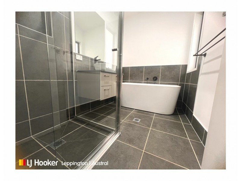 24 Tenth Avenue, Austral NSW 2179