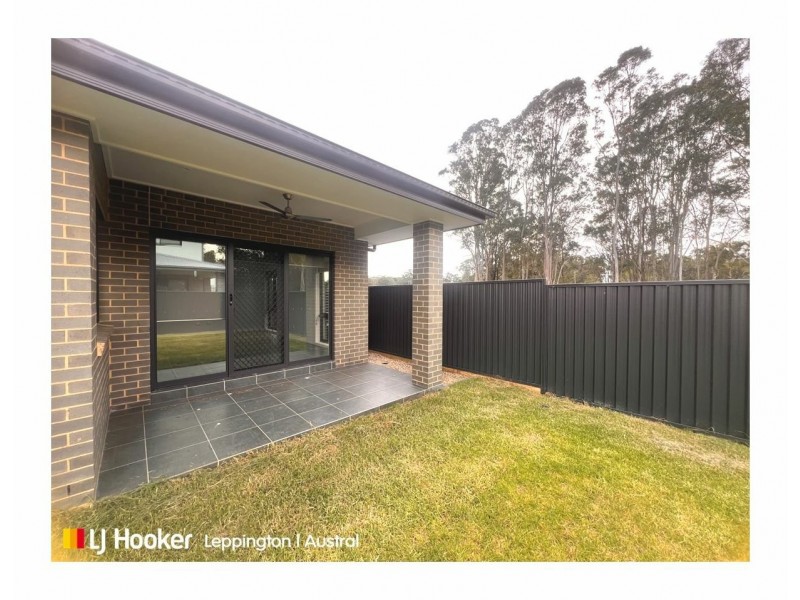 24 Tenth Avenue, Austral NSW 2179