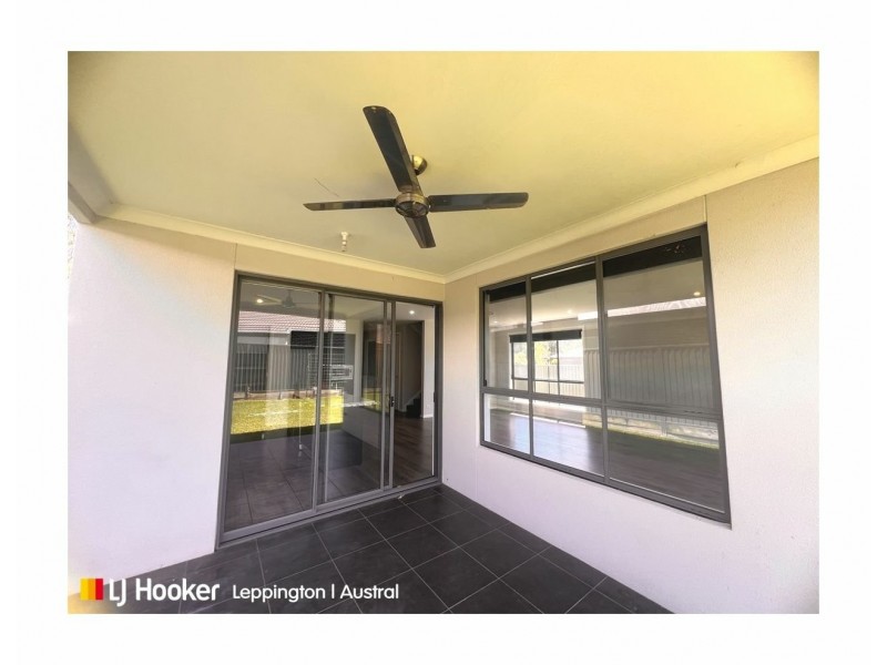 37 Granthan Crescent, Denham Court NSW 2565