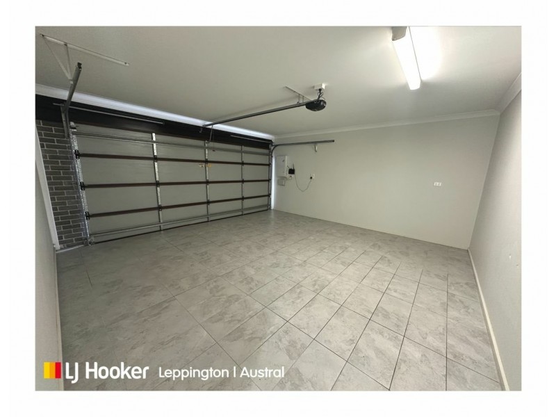 16 Fanflower Avenue, Denham Court NSW 2565