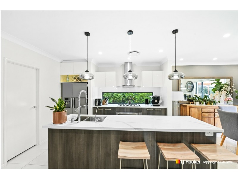 5 Storksbill Avenue, Denham Court NSW 2565