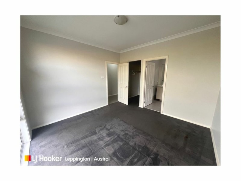 18 Winter Street, Denham Court NSW 2565