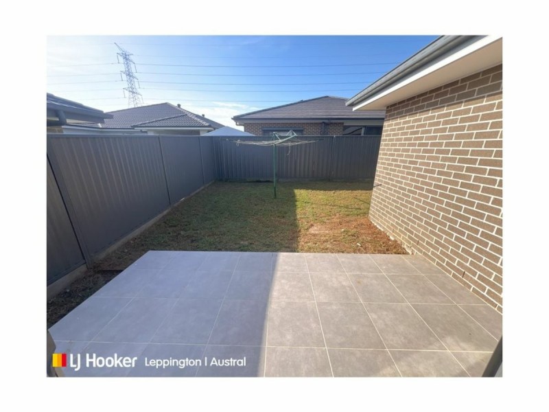 17 Riberry Street, Gregory Hills NSW 2557