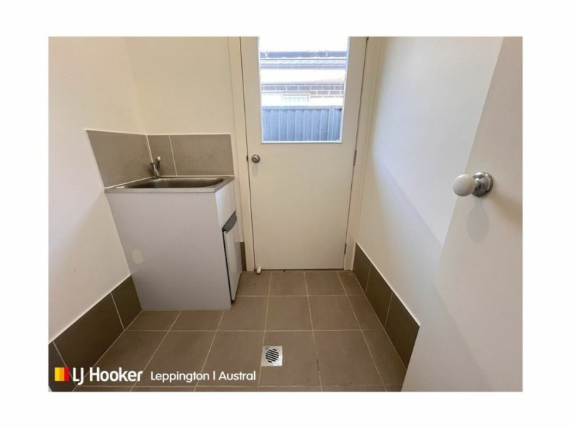 17 Riberry Street, Gregory Hills NSW 2557