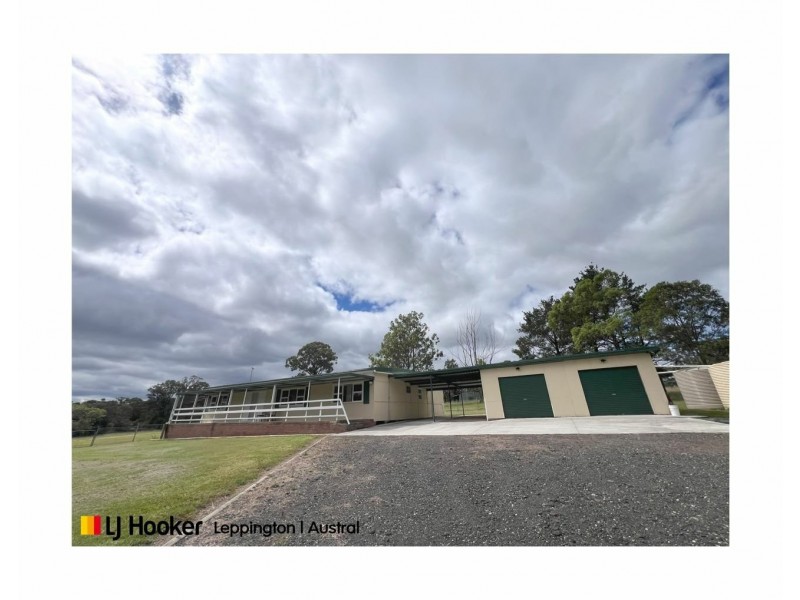 6 St Davids Road, Varroville NSW 2566