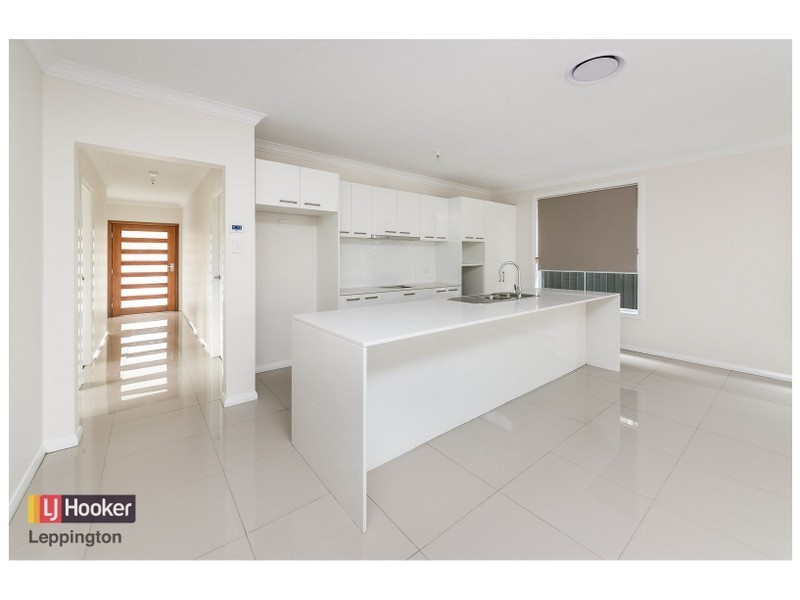 27 Oaklands Circuit, Gregory Hills NSW 2557