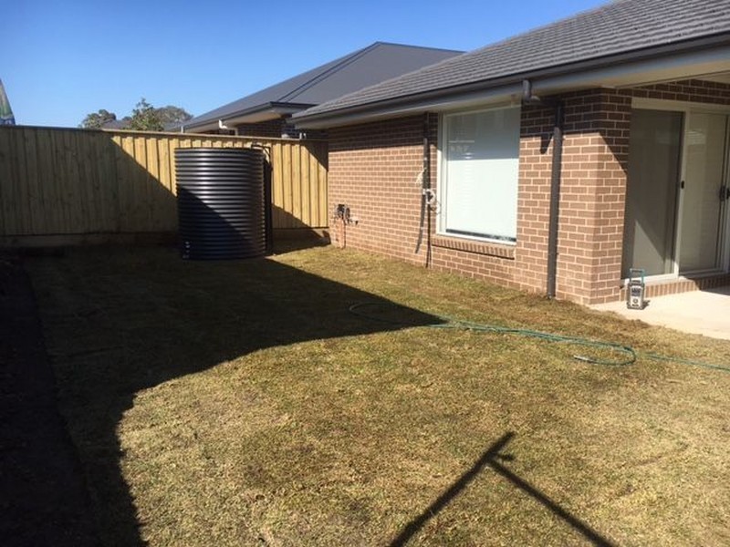 33 Rochford Road, Gregory Hills NSW 2557