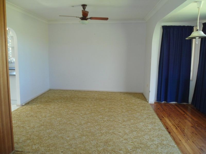 37 Wynyard Avenue, Rossmore NSW 2557