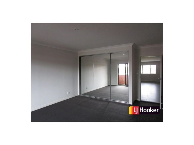 Flat 2, 73 Appin Road, Appin NSW 2560