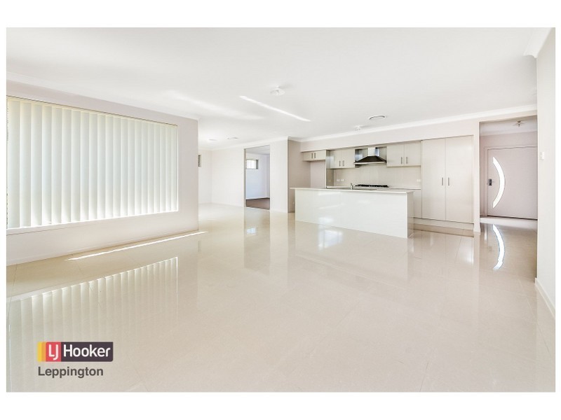 39 Ducros Street, Oran Park NSW 2570