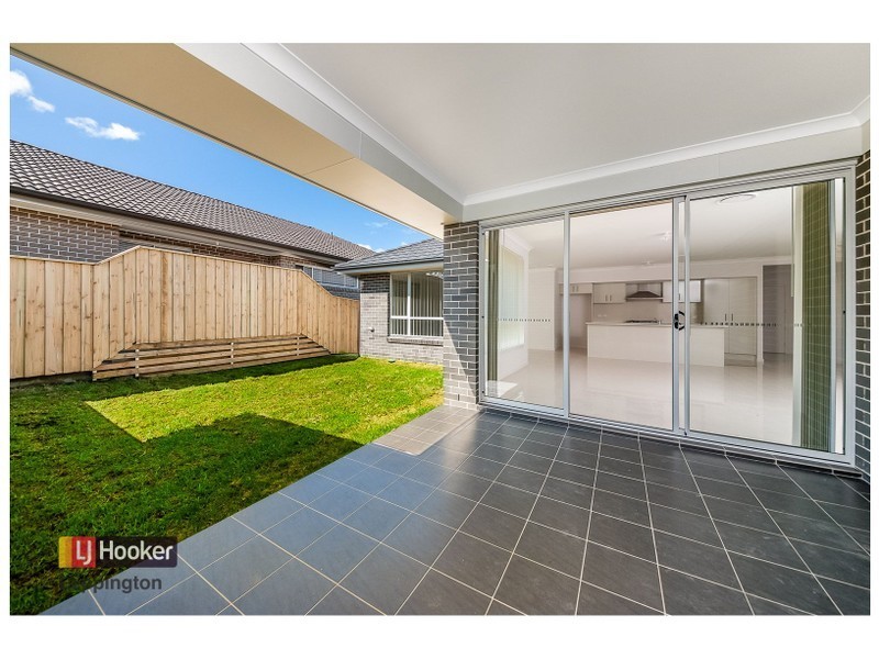 39 Ducros Street, Oran Park NSW 2570