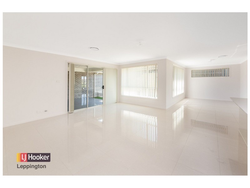 39 Ducros Street, Oran Park NSW 2570