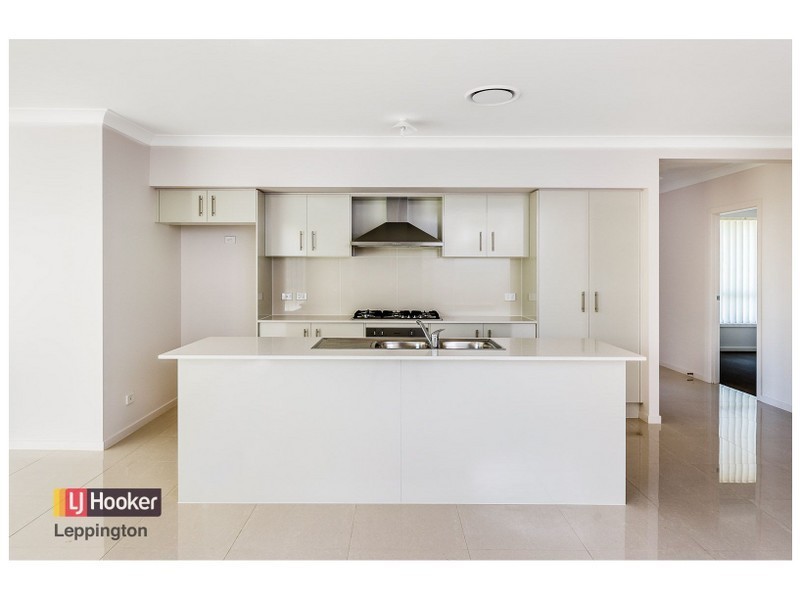 39 Ducros Street, Oran Park NSW 2570