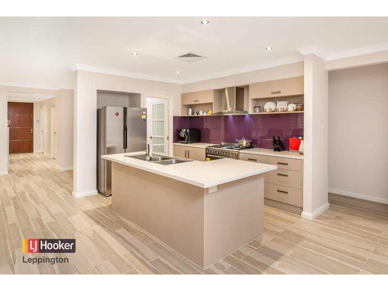 66 Bourne Ridge, Oran Park NSW 2570