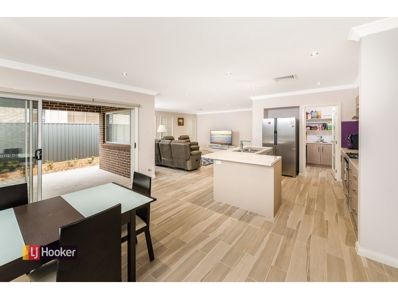 66 Bourne Ridge, Oran Park NSW 2570