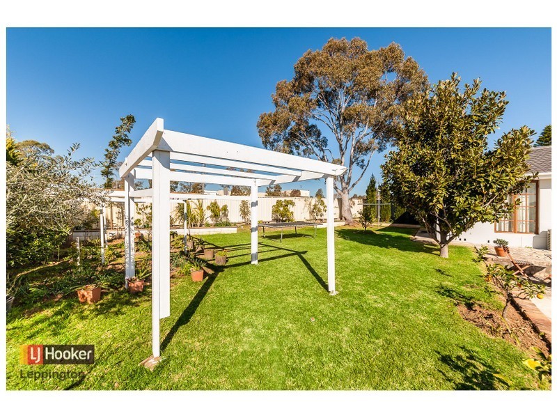 7 Angus Place, St Andrews NSW 2566