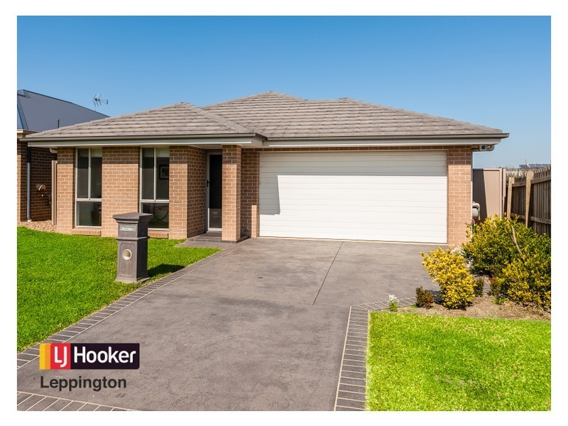 4 Derbyshire Road, Spring Farm NSW 2570