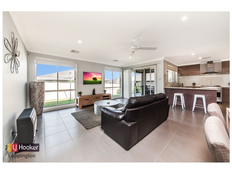 4 Derbyshire Road, Spring Farm NSW 2570