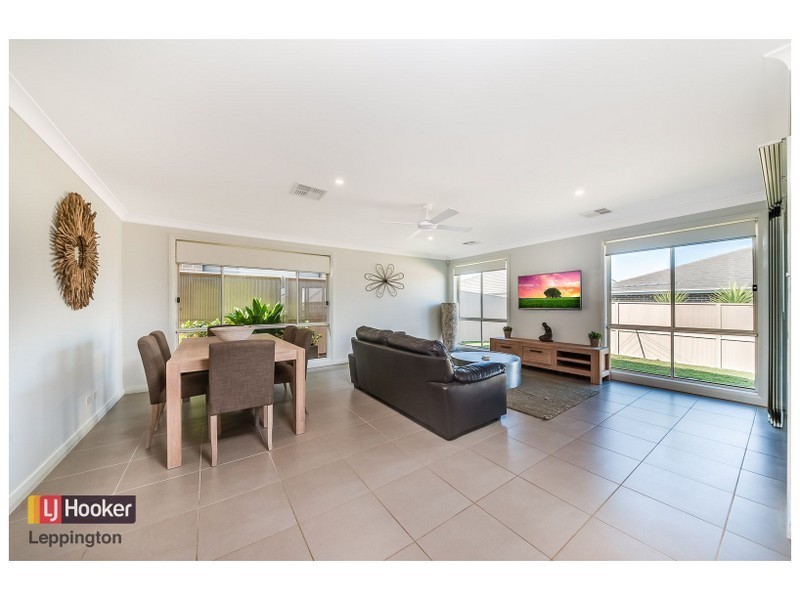 4 Derbyshire Road, Spring Farm NSW 2570