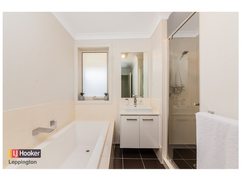 4 Derbyshire Road, Spring Farm NSW 2570