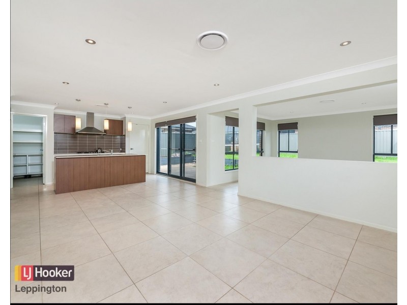 14 Voyager Street, Gregory Hills NSW 2557