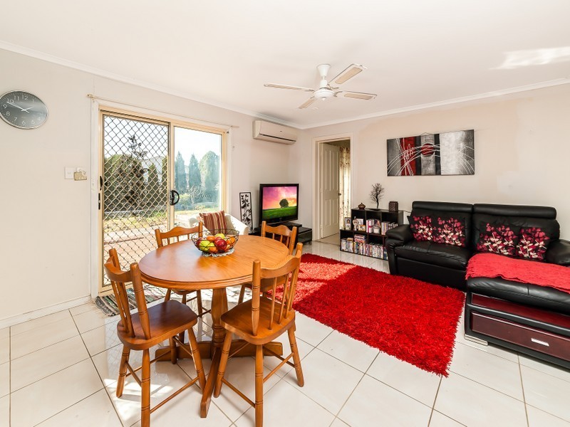 7 Angus Place, St Andrews NSW 2566