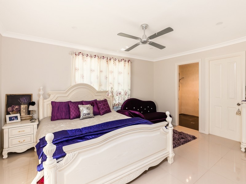 7 Angus Place, St Andrews NSW 2566