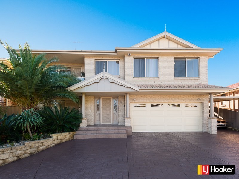 9 Curac Place, Casula NSW 2170