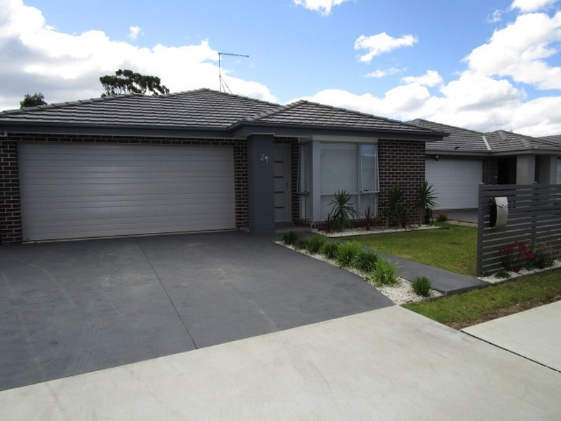 21 Navigator Street, Leppington NSW 2179