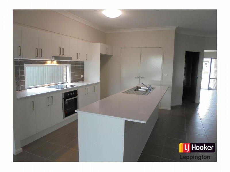 25 Willmington Loop, Oran Park NSW 2570
