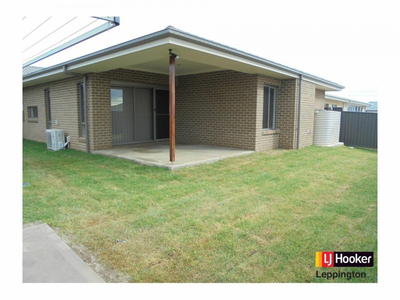 25 Willmington Loop, Oran Park NSW 2570