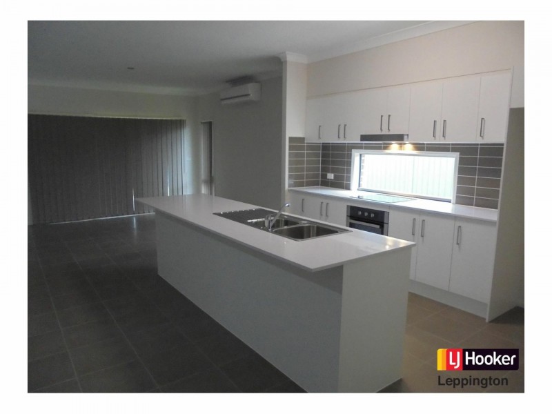 25 Willmington Loop, Oran Park NSW 2570