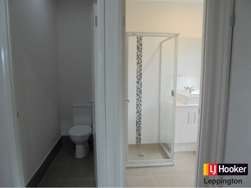 25 Willmington Loop, Oran Park NSW 2570
