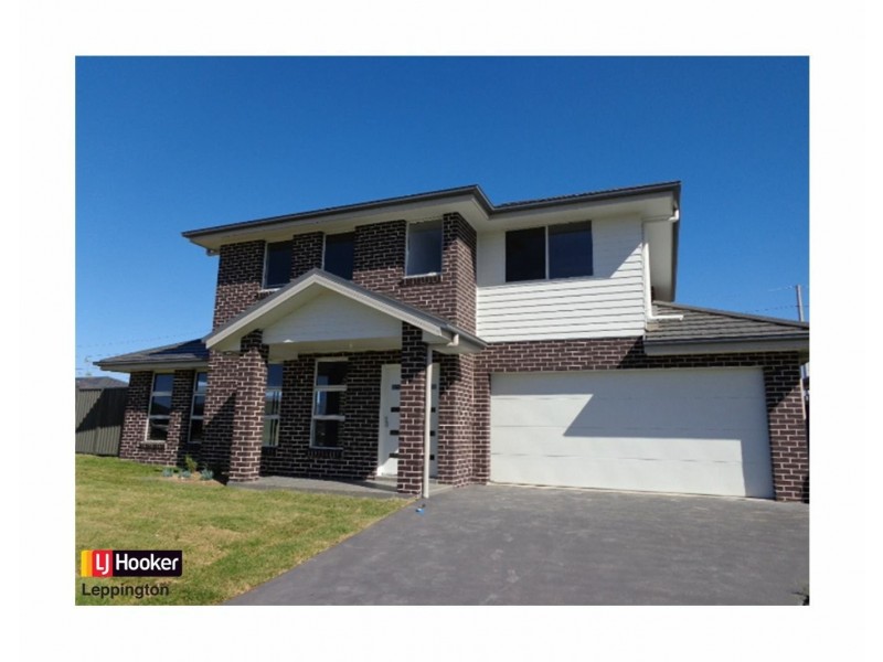 1 Whistler Street, Gregory Hills NSW 2557