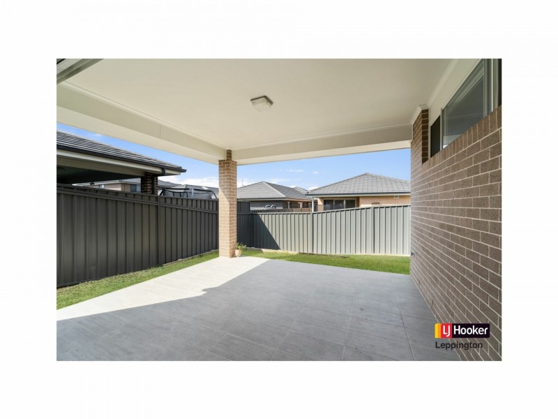 18 Offtake Street, Leppington NSW 2179