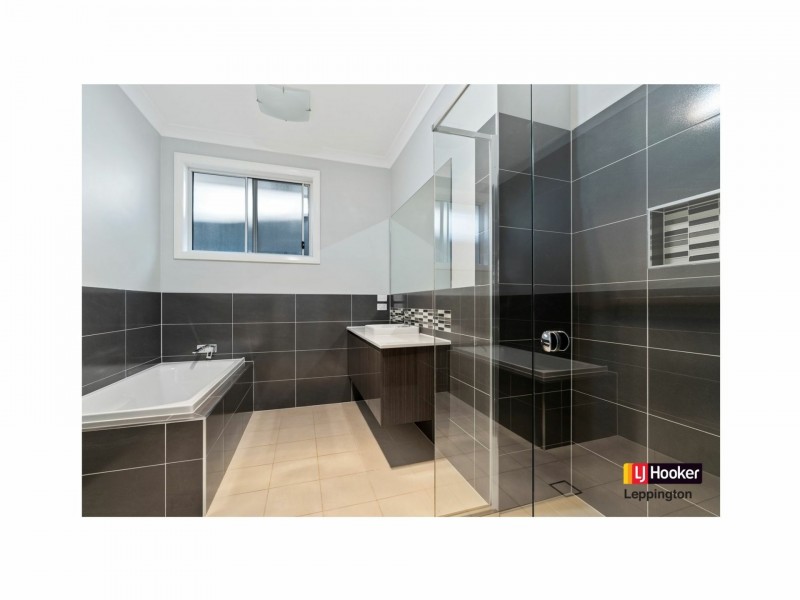 18 Offtake Street, Leppington NSW 2179