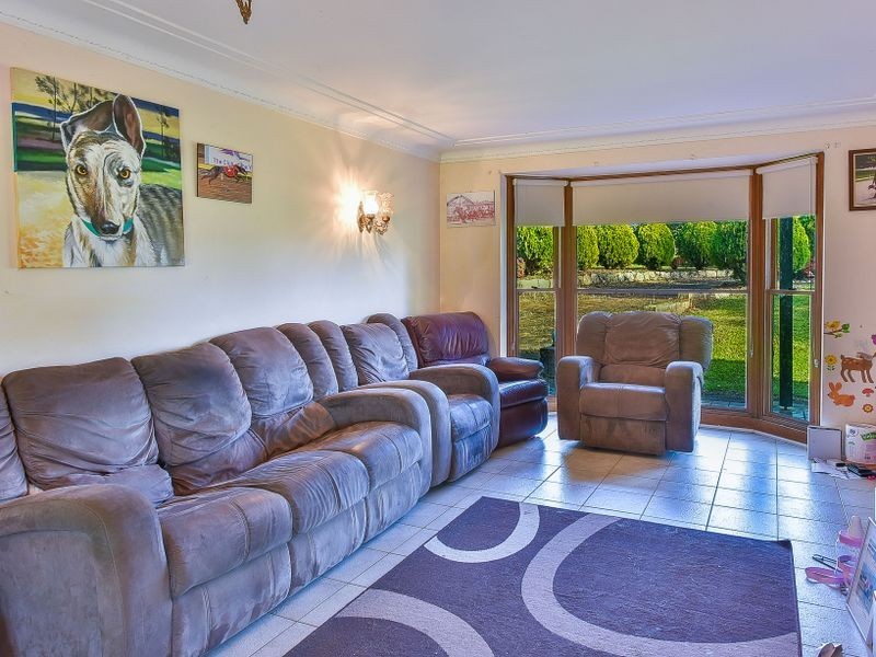 90 Dairy Road, The Oaks NSW 2570