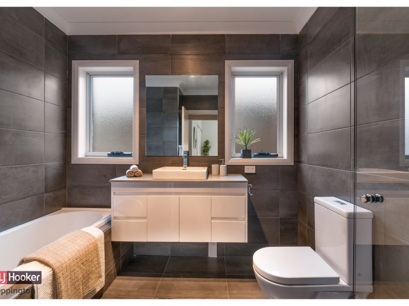 3 Silky Road, Spring Farm NSW 2570