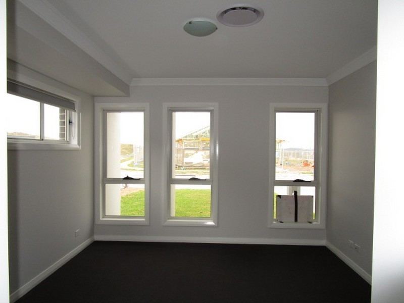 75 Spitzer Street, Gregory Hills NSW 2557